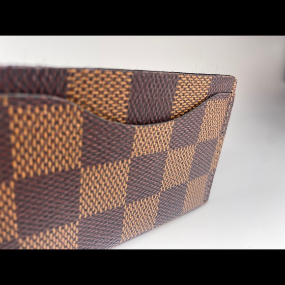 Wallets - Picture 5 of 8